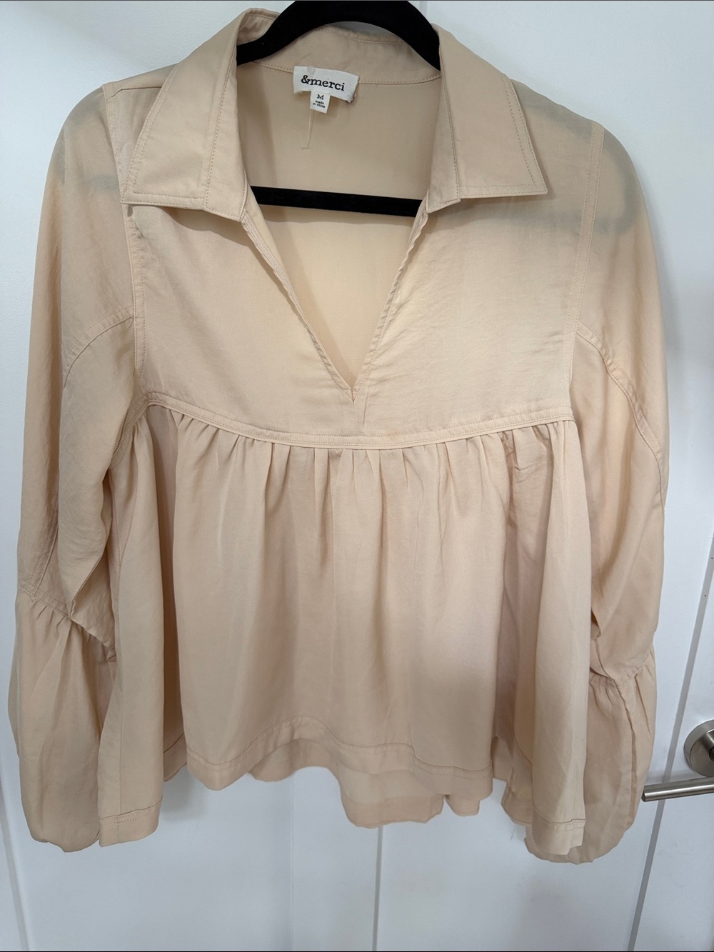 &merci Cream V-Neck Gathered Peasant Blouse NWOT
